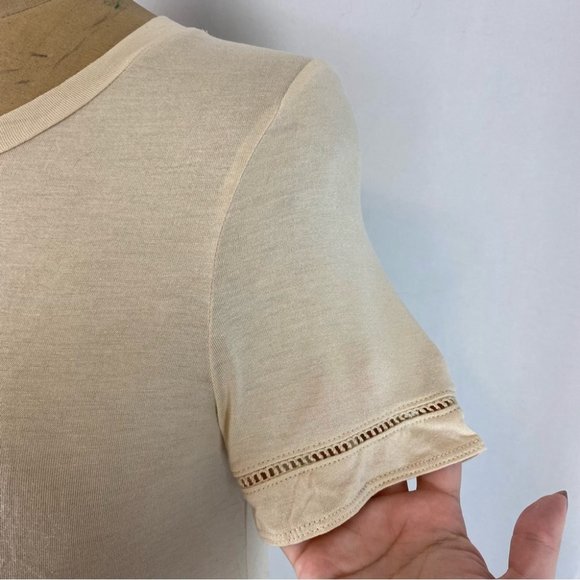 Wilfred (Aritzia) Cream Reve Crochet Detail T-Shirt Size XS - Picture 3 of 10